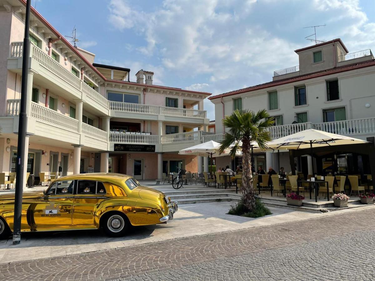 Apartment Gardappartamenti Rivo Lake View Desenzano del Garda